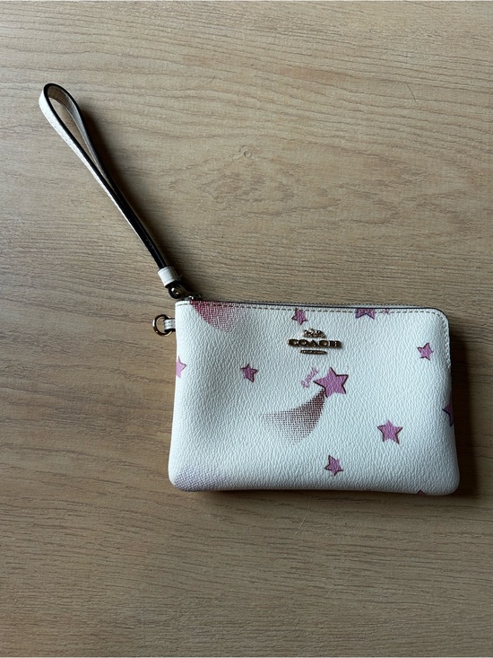 Coach Handbags - Coach White Leather Disco Star Print Wristlet